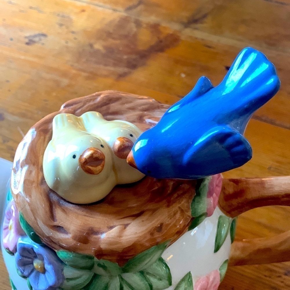 Teleflora teapot with flowers and birds - Picture 5 of 10